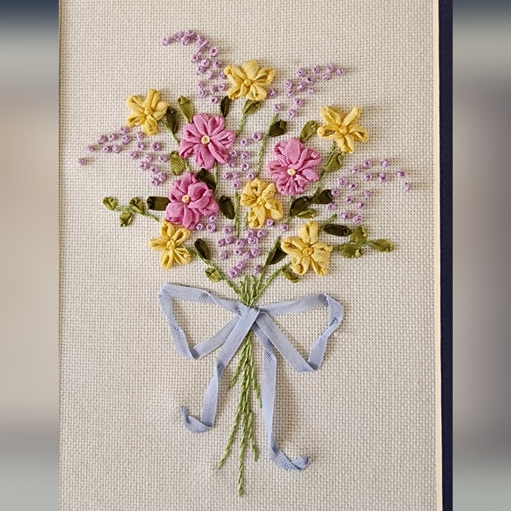 Vintage Embroidered Bouquet - Picture 2 of 2